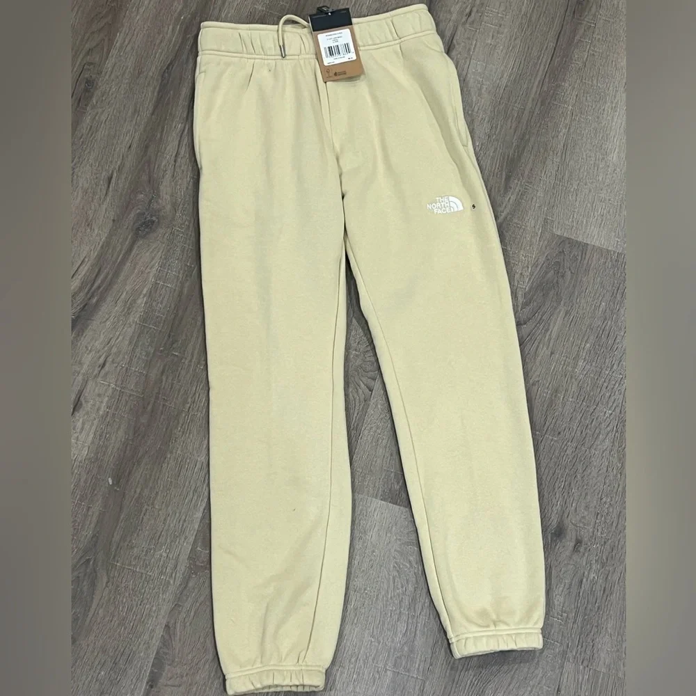 NWT The North Face Ultra Soft Men’s Gravel Small Sweatpants Jogger Pants Lux